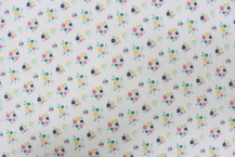 Riley Blake Printed Cotton - Mini Bouquet Cream 112cm