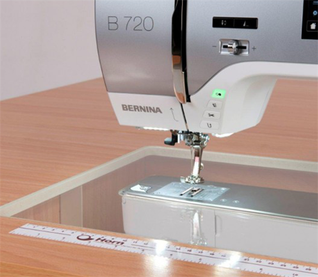 Horn Sovereign MKIII by Horn Furniture in Sewing Machine Furniture