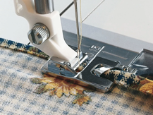 Husqvarna Machine Feet: NARROW HEM 5mm