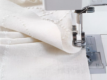 Husqvarna Overlocker Feet: GATHERING