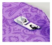 Brother Accessory: F003N Narrow Foot - 5mm models