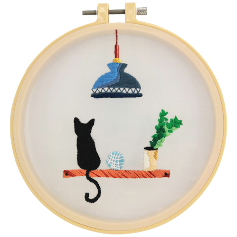 Embroidery Kit with Hoop 15cm - Cat on the Shelf
