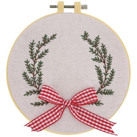 Embroidery Kit with Hoop 15cm - Wreath