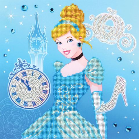 Cinderella Gracious - 32 x 32cm