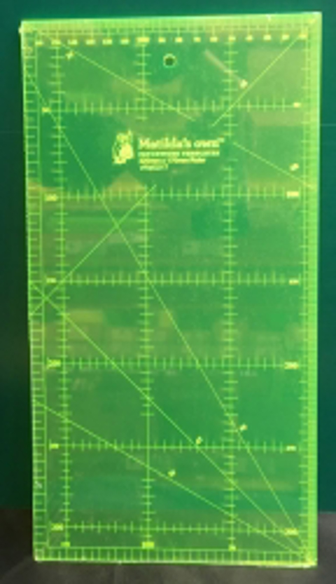 Matilda's Own Template - Ruler Metric - 32 x 17cm