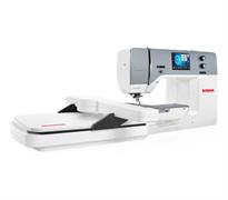 770QEE - Sewing and Quilting Machine (incl. Embroidery module)