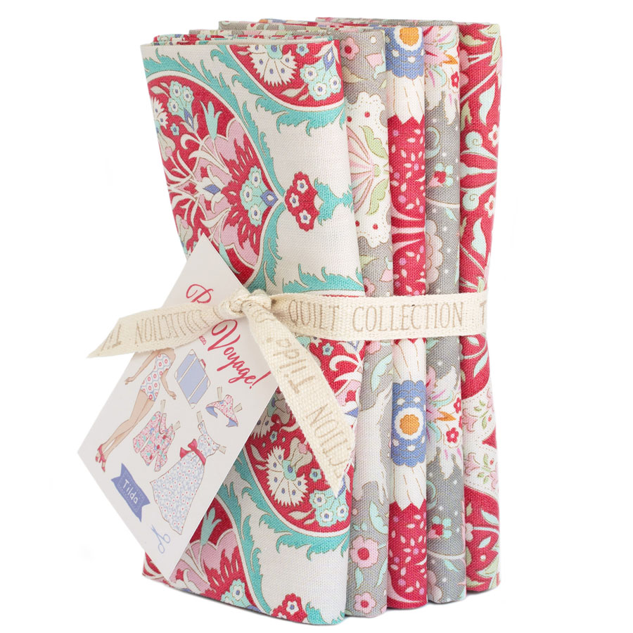 223910300074-Fat-Quarter-Bundle-Red